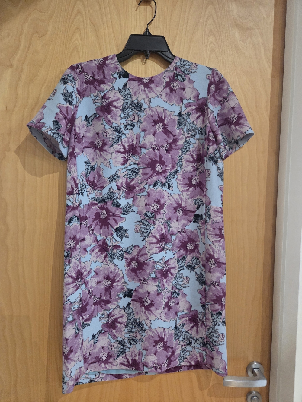 Babaton Floral Shift Dress in Light Blue and Purple Bloom